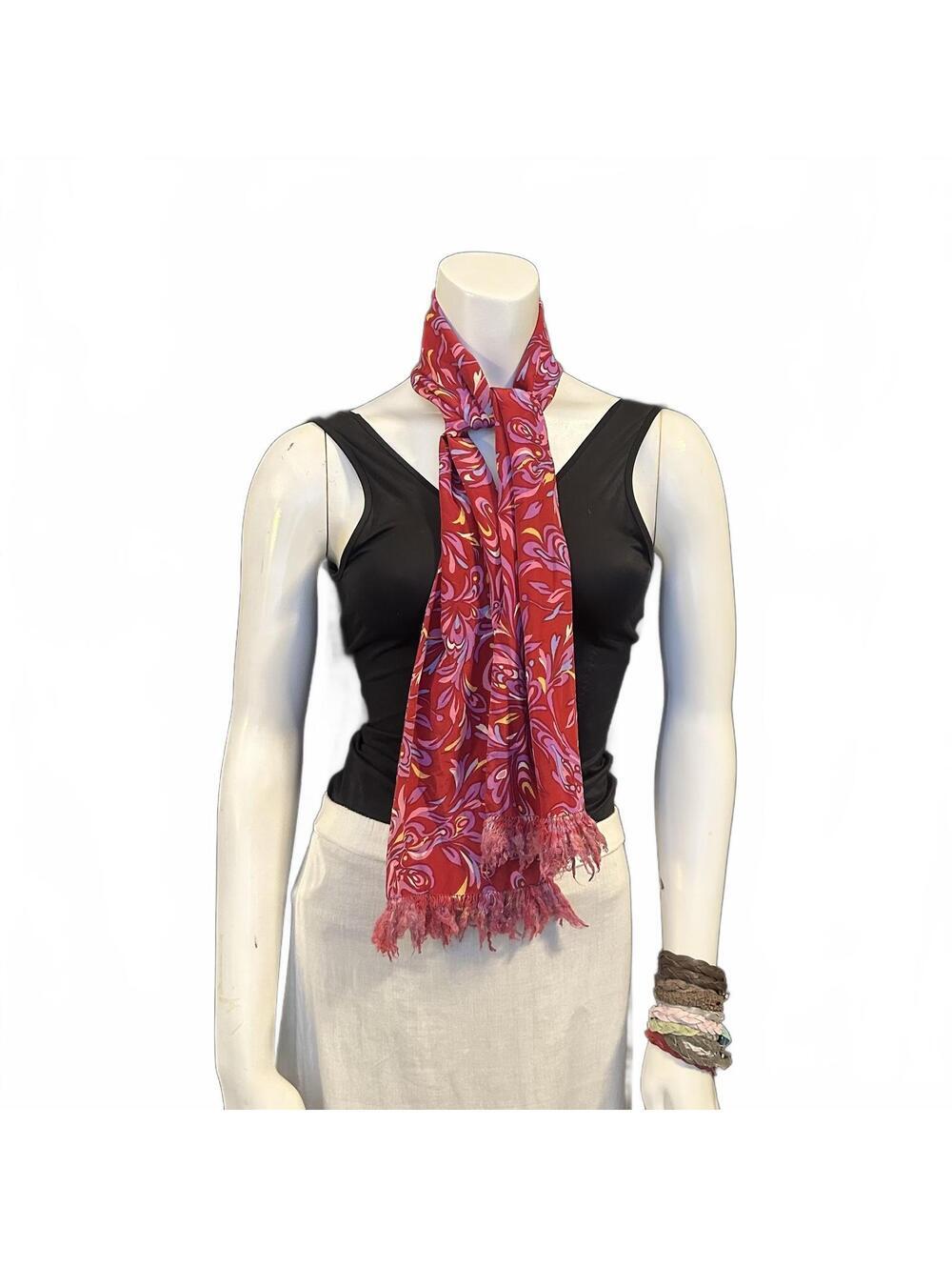 Vintage Red Floral Pattern Scarf with Fringed Edges